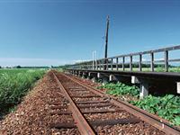 为什么轨道下面要铺石子