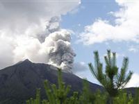 为什么日本和夏威夷群岛的火山特别多？